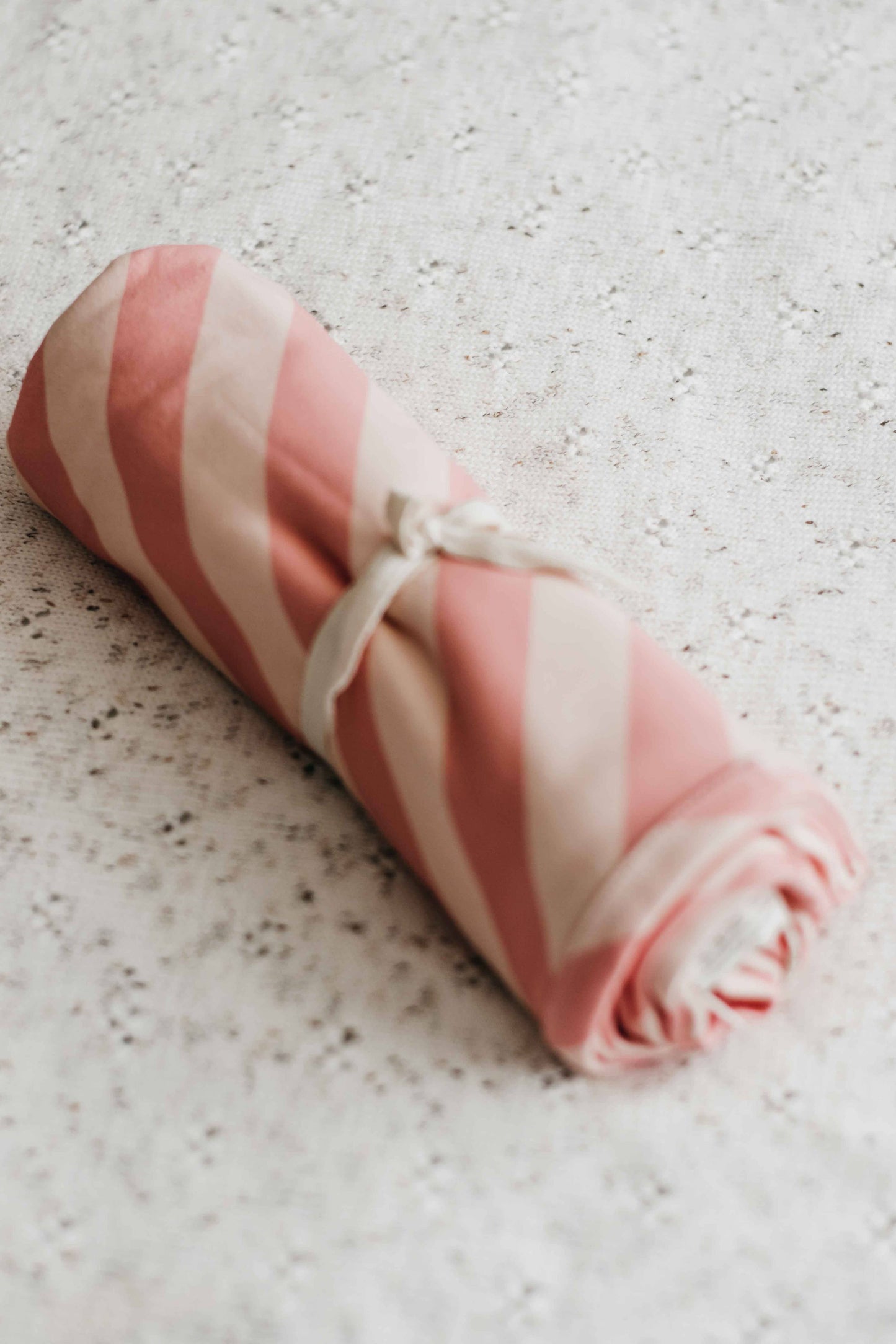 Bencer & Hazelnut - Jersey Swaddle -Candy Pink Stripe