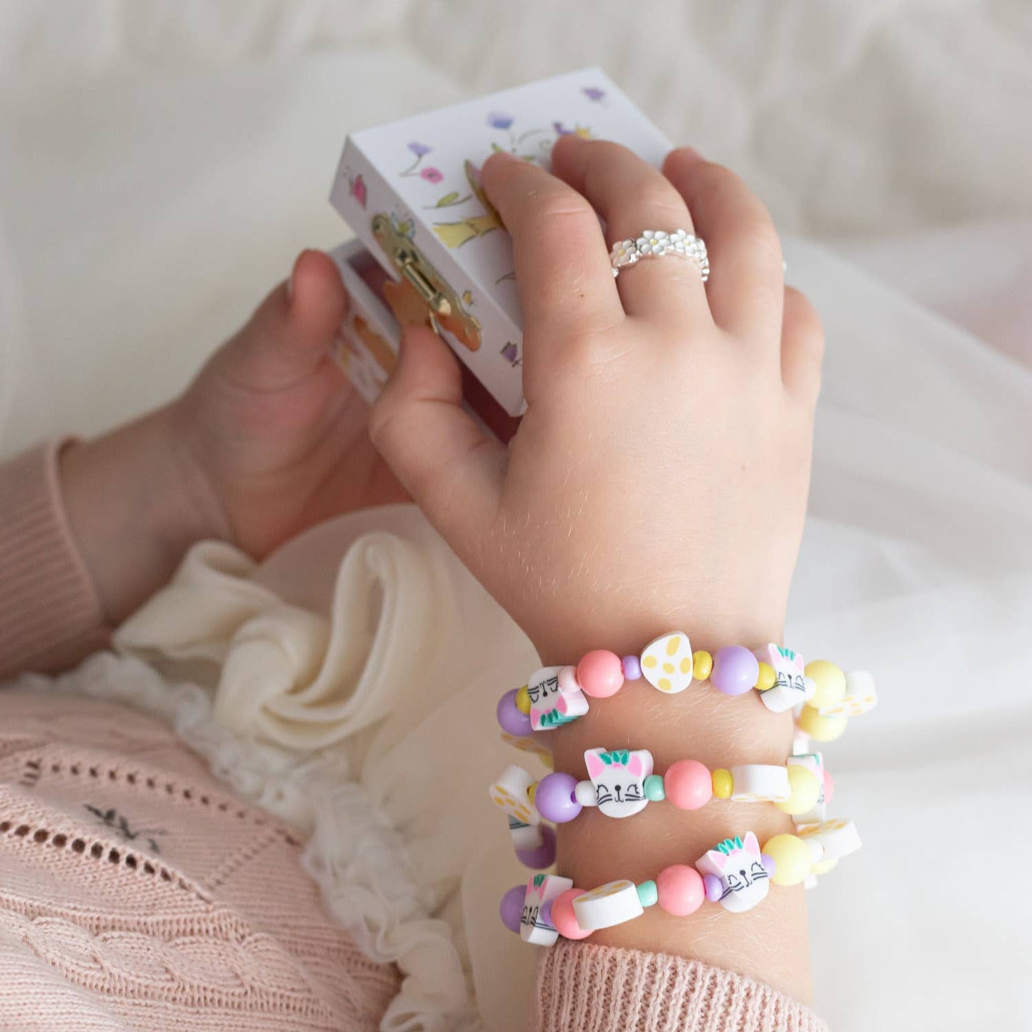 Daisy Chain Ring - Bunny Box