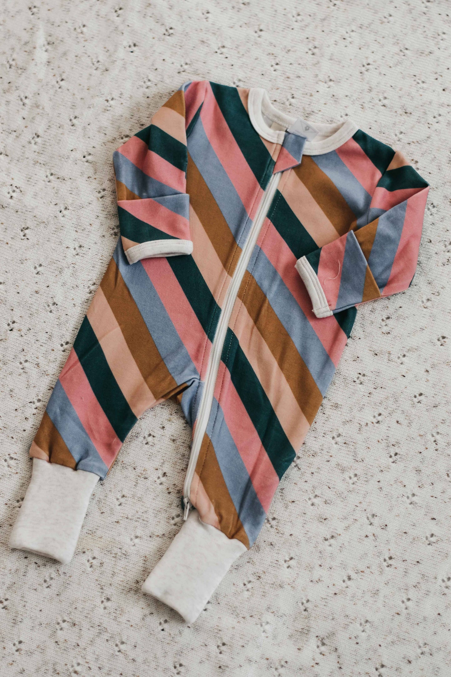 Bencer & Hazelnut - Zipsuit - Retro Stripe