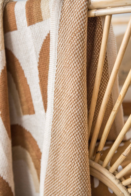 Kiin Baby - Organic Cotton Knitted Blanket: Bloom