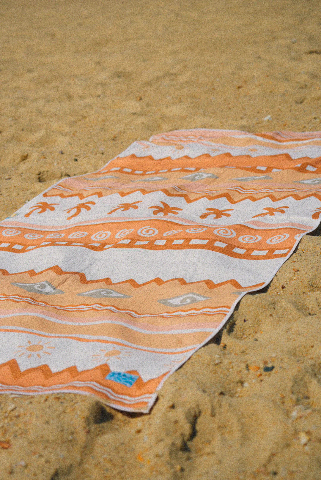 Salty Shreds - Surf wanderer waffle microfiber sand free beach towel