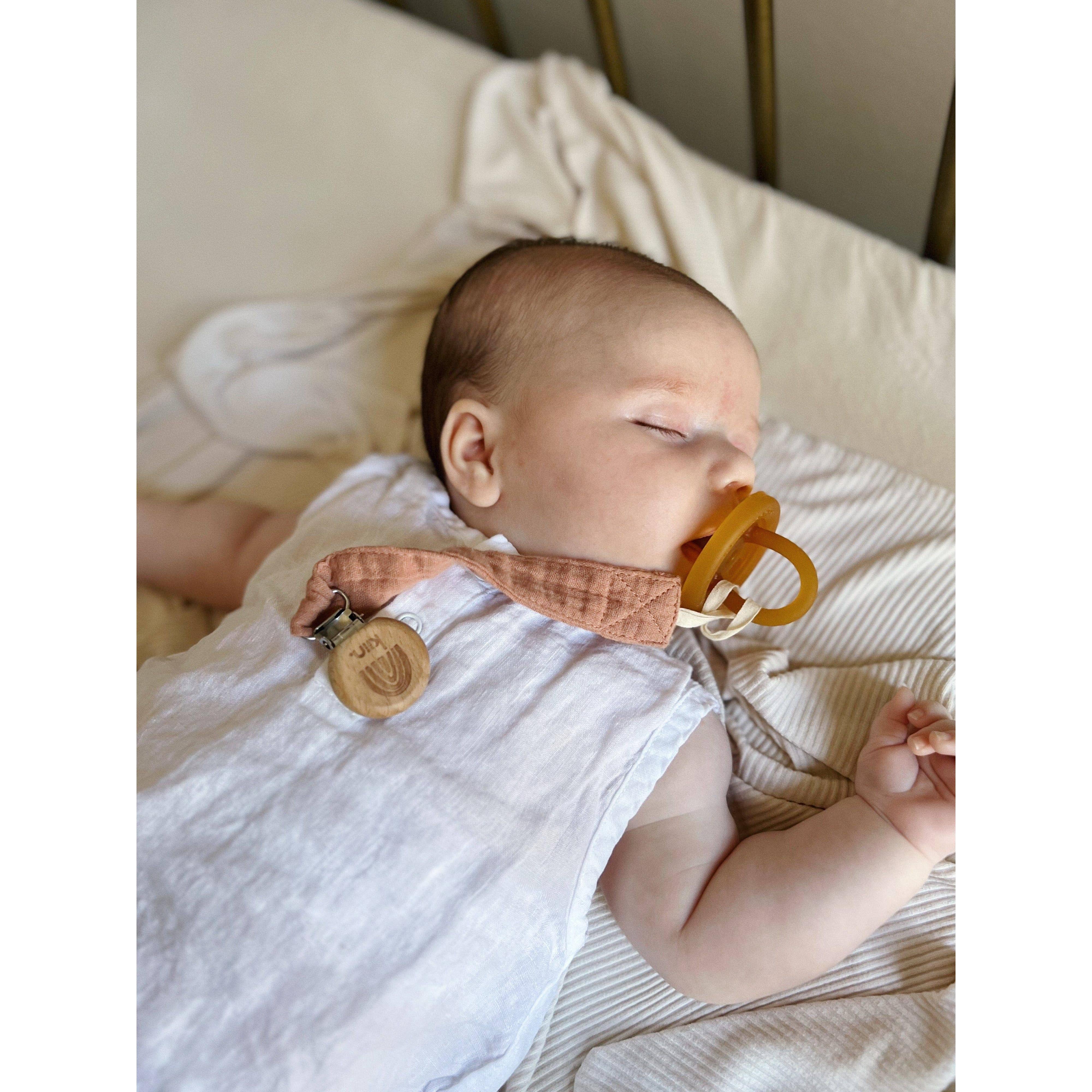 Kiin Baby - Cotton Dummy Clip: Cloud