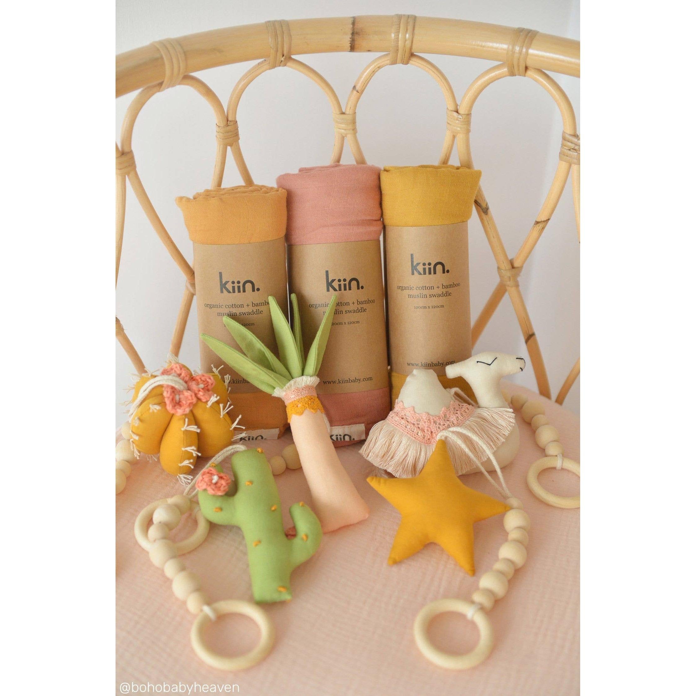 Kiin Baby - Organic Swaddle: Caramel