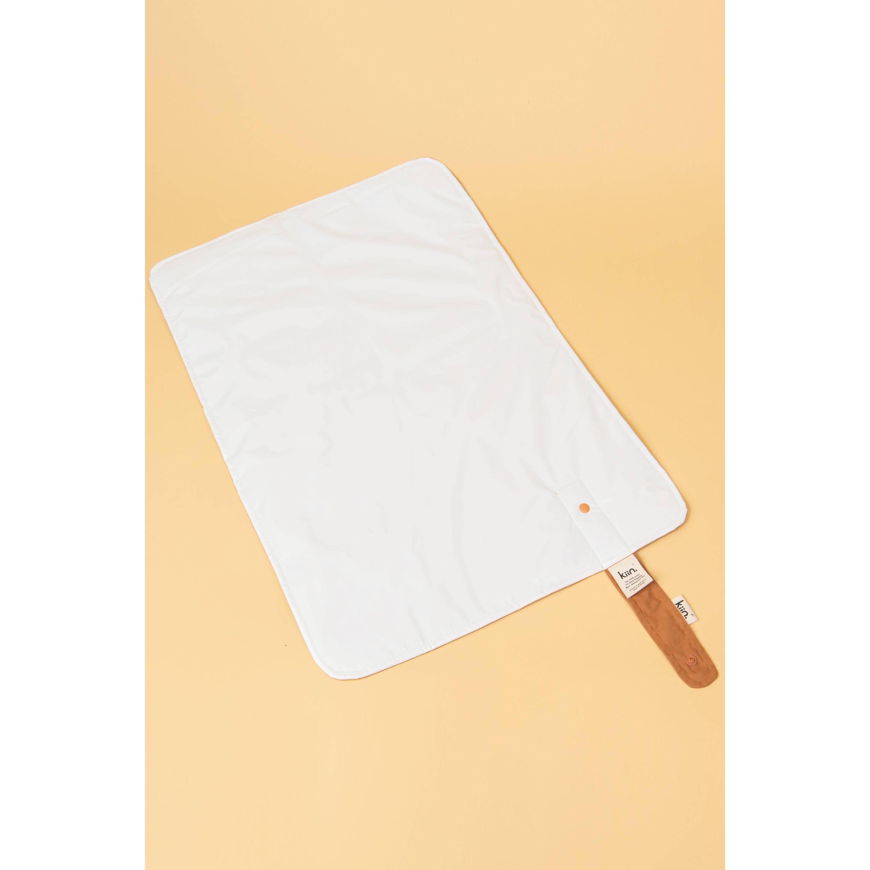 Kiin Baby - Travel Change Mat: Mist
