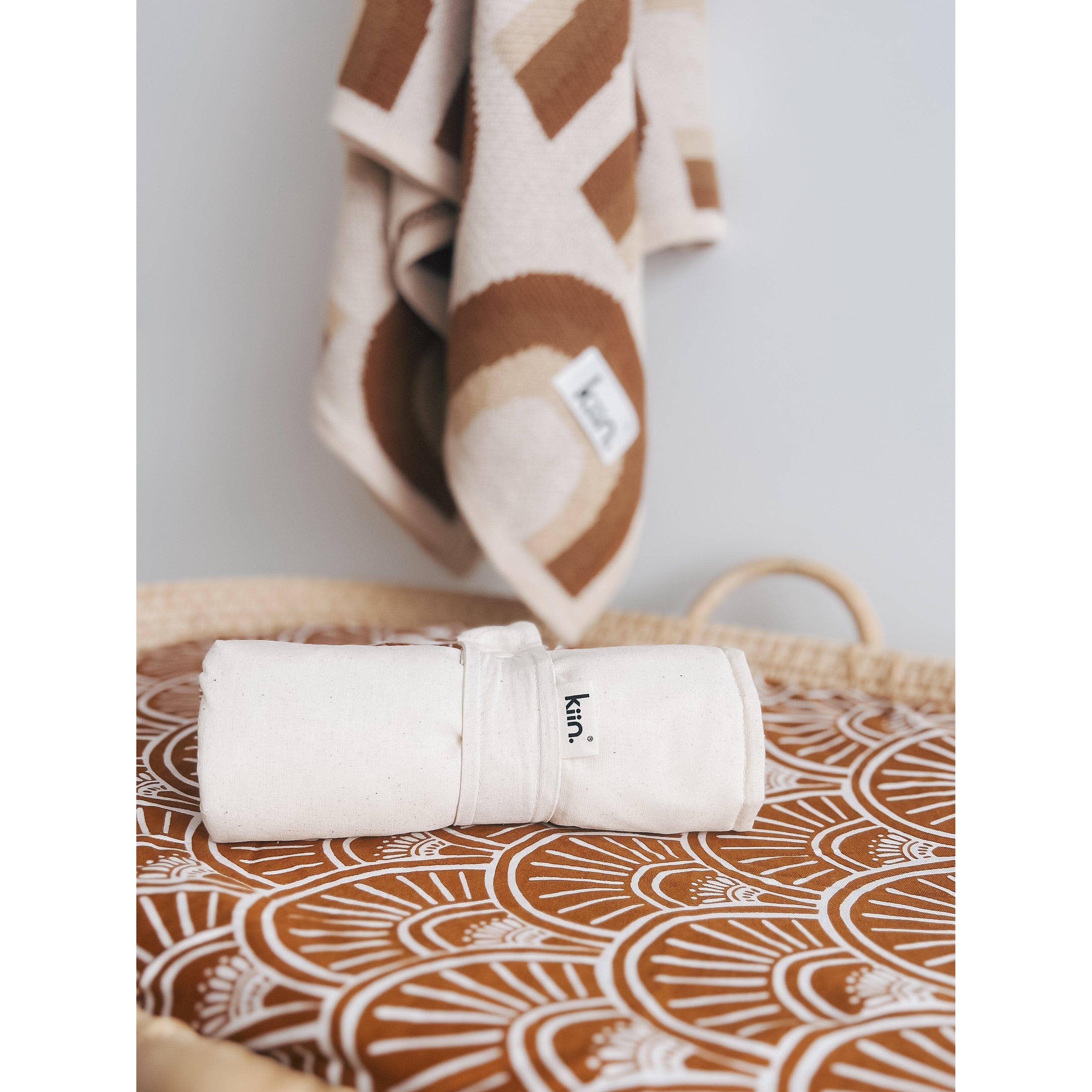 Kiin Baby - Travel Change Mat: Mist