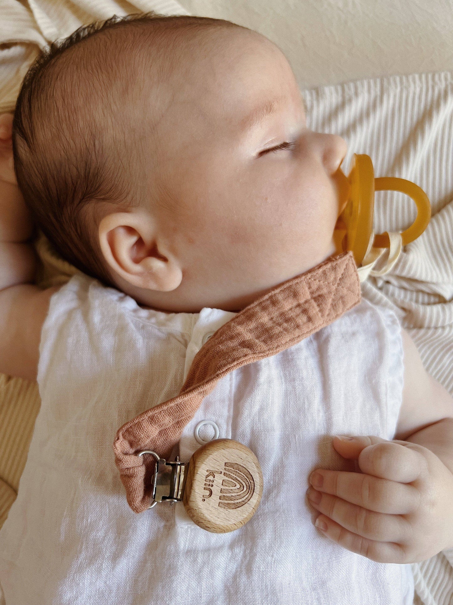 Kiin Baby - Cotton Dummy Clip: Cloud