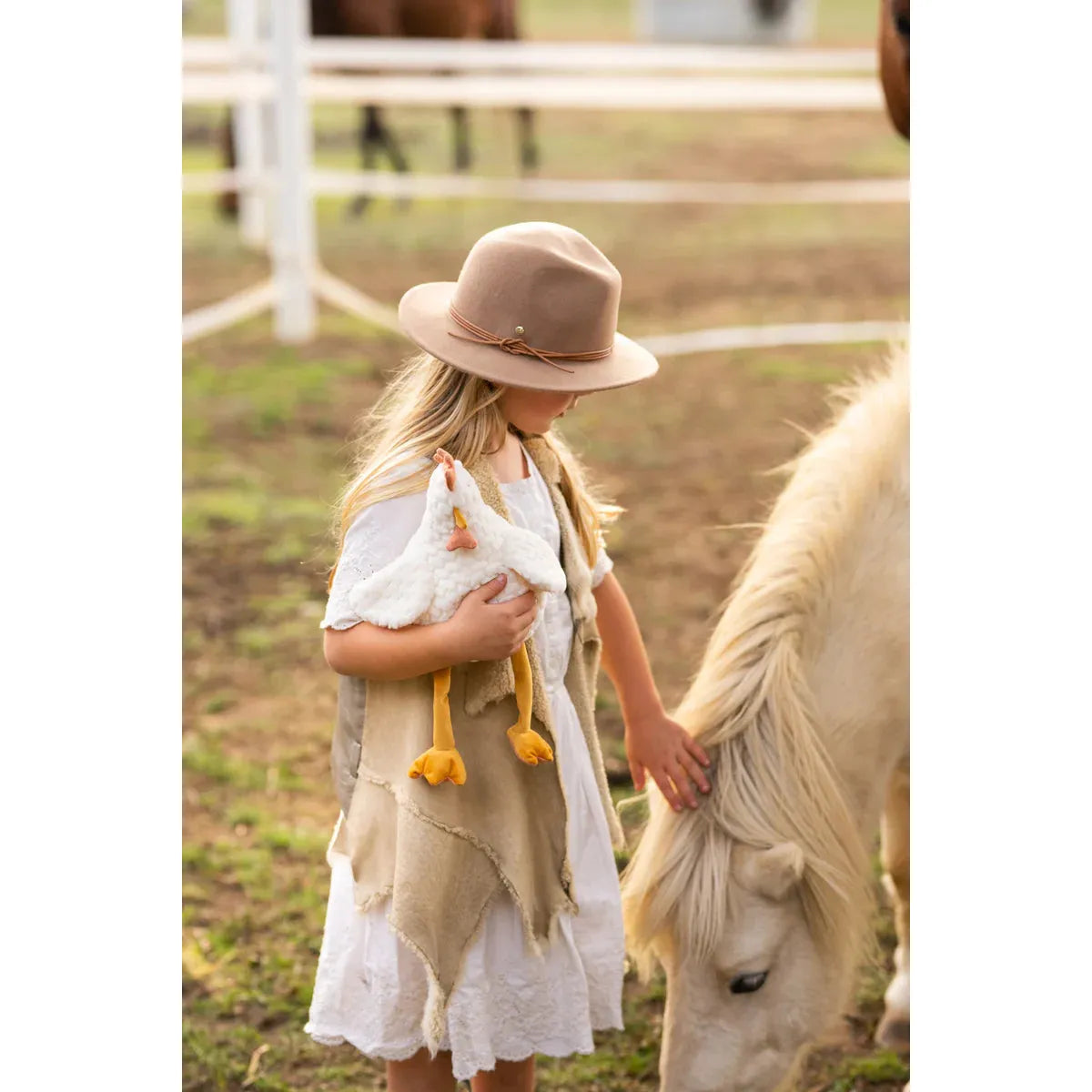 Nana Huchy: Charlie the Chicken