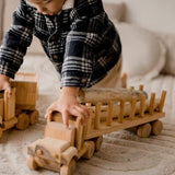 Q Toys - Log Truck